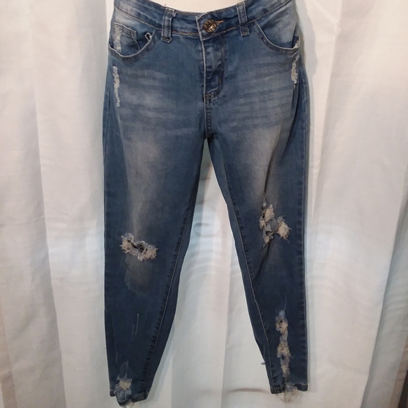 HIGH WAISTED RIPPED ANKLE-LENGTH SKINNY JEANS - Picture 2 of 5